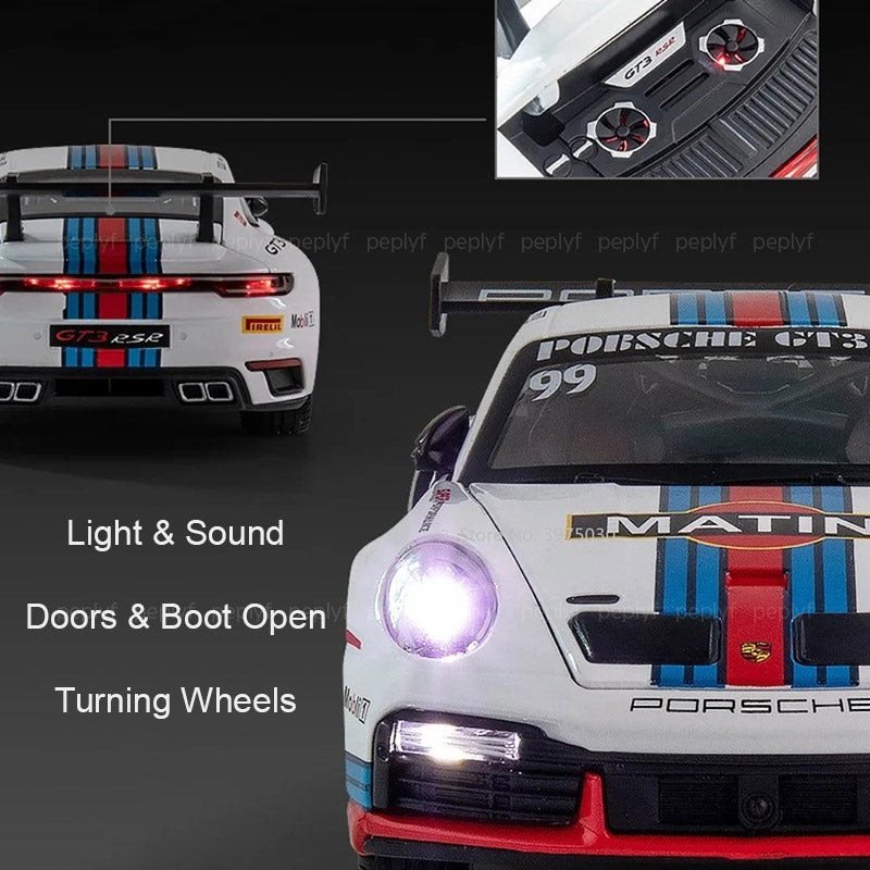 Modellino Auto Porsche 911 GT3 – Martini Racing – Scala 1:24 – Colore Grigio